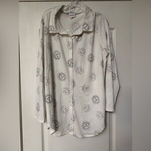 LuLaRoe Cream Shirt with Sunburst Design